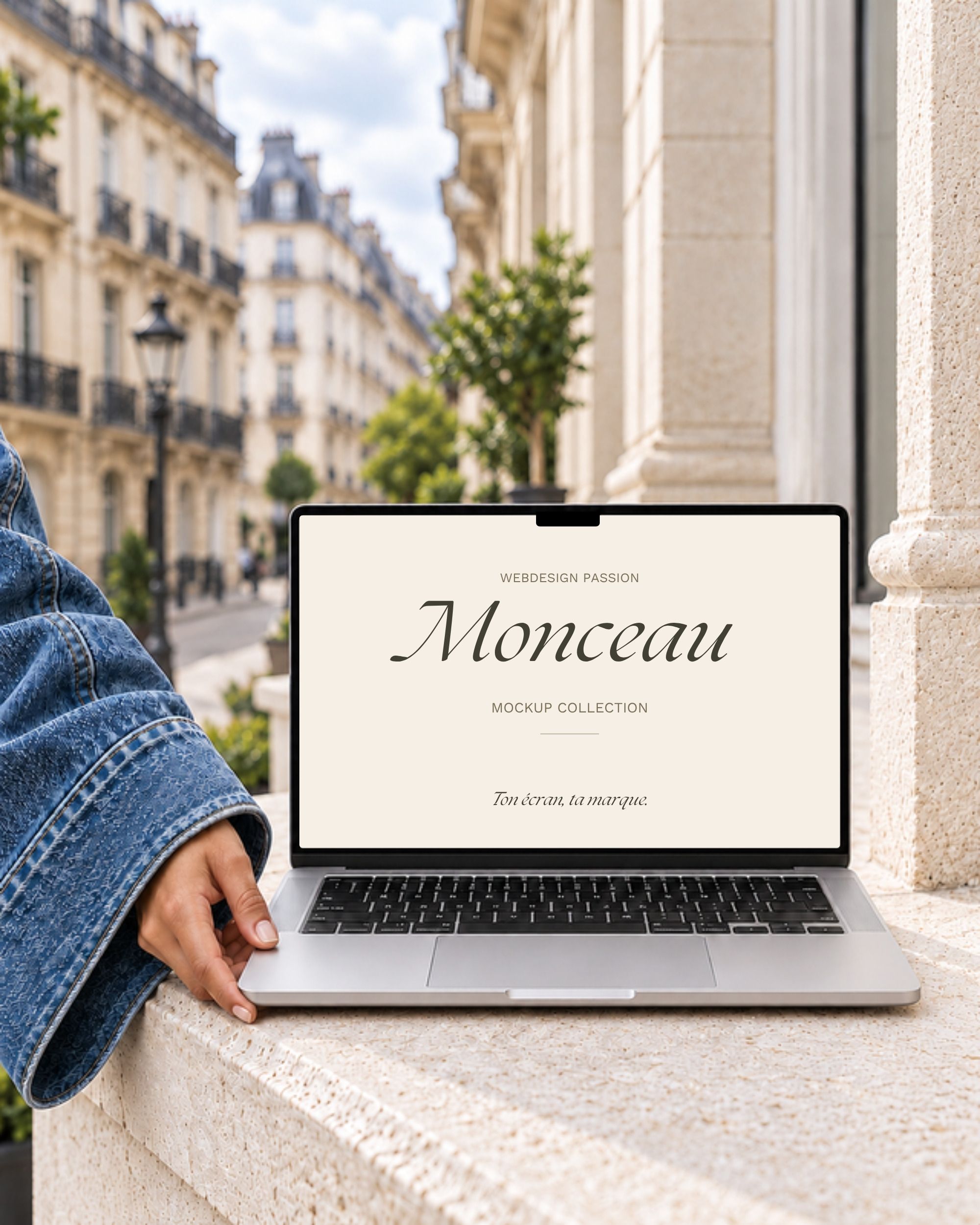 Mockup MacBook Canva Monceau, écran ivoire typographique Webdesign Passion